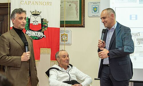Il sindaco Luca Menesini con Giovanni Toschi e Paolo Bottari