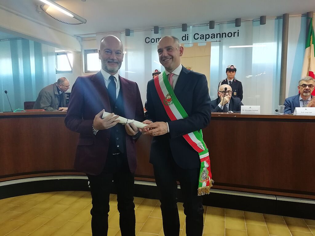 Italo Fontana assieme al sindaco Luca Menesini