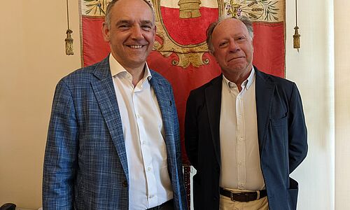 Il sindaco Luca Menesini con Franco Antonio Salvoni