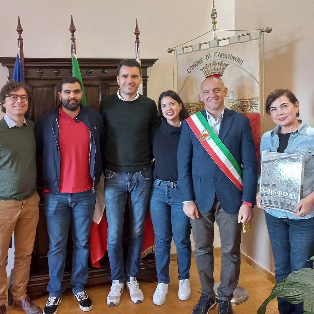 Gli imprenditori colombiani con il sindaco Luca Menesini e l'assessore all'ambiente Giordano Del Chiaro