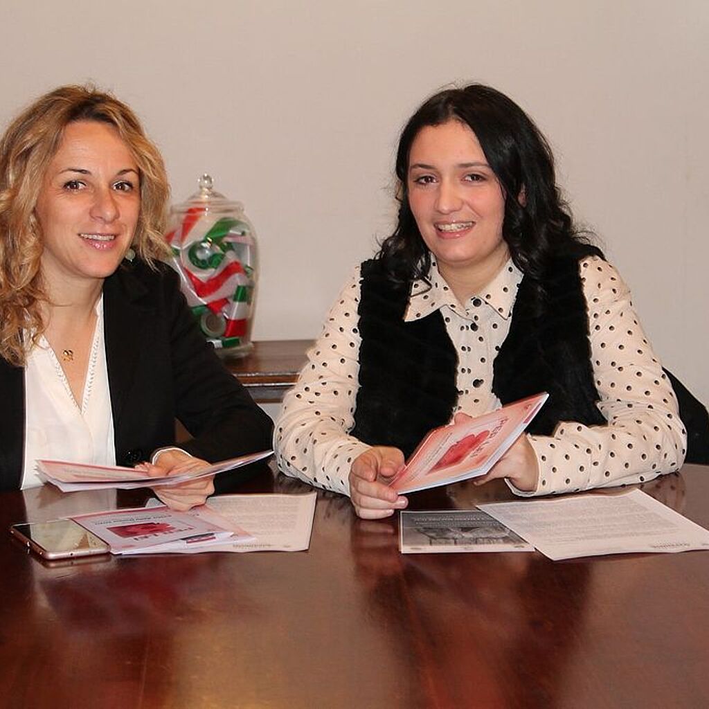 L'assessore ai diritti Serena Frediani con la presidente della Commissione Pari Opportunità Alice Pani