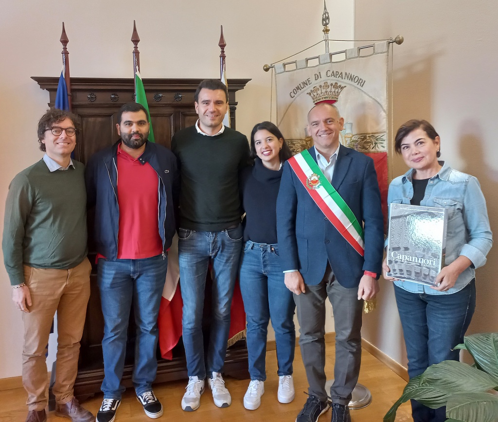 Gli imprenditori colombiani con il sindaco Luca Menesini e l'assessore all'ambiente Giordano Del Chiaro